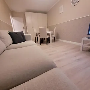 - Nad Morzem Apartament